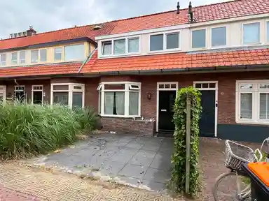 73m2 maison à louer pour 2550€/mois à Ohmstraat 20, Hilversum