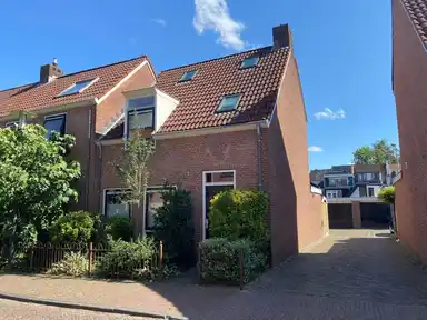 94m2 house to rent for 2295€/month in Teut, Amersfoort