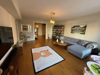 137m2 flat to rent for 3650€/month in President Kennedyplantsoen 11, Amsterdam