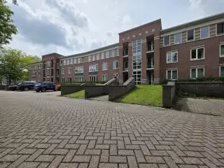 92m2 apartment to rent for 1390€/month in Godebaldstraat, Deventer