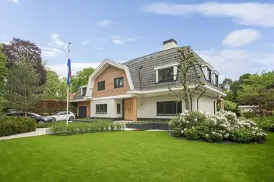 412m2 house to rent for 7400€/month in Brink 10, Muiderberg