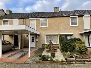 130m2 Haus zur Miete für 2195€/Monat in Geyaartsborg, Maastricht