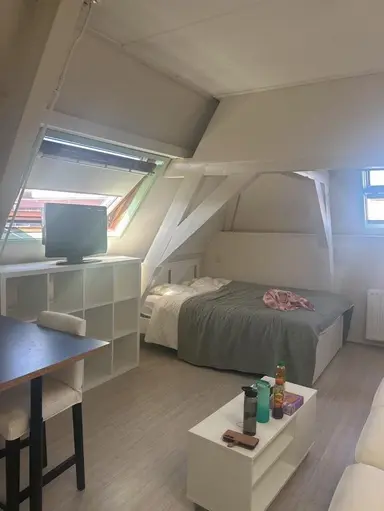 24m2 apartment to rent for 965€/month in Langebrug, Leiden