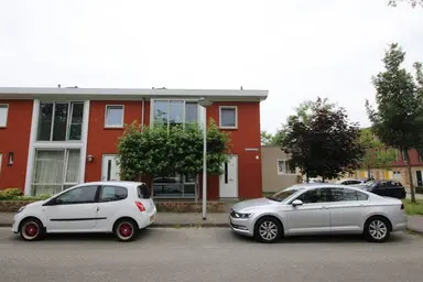 115m2 house to rent for 1795€/month in Moerbeistraat, Hengelo