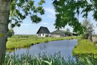108m2 huis te huur voor 2950€/maand in Kanaalweg, Landsmeer