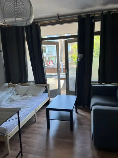 25m2 Chambre à louer pour 712€/mois à Robijnstraat, Breda