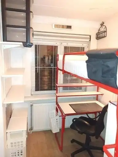 6μ² Δωμάτιο προς ενοικίαση για 299€/μήνα σε Mijnsherenlaan, Rotterdam