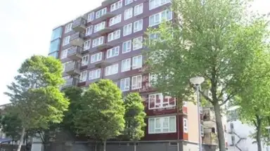70m2 flat to rent for 910€/month in Baloeranstraat 16, Rotterdam