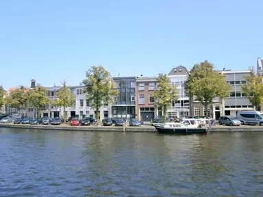 85m2 Appartement à louer pour 2250€/mois à Spaarne 51, Haarlem