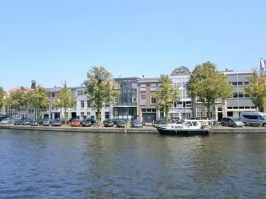 85m2 Appartement à louer pour 2250€/mois à Spaarne 51, Haarlem
