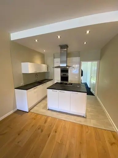 92m2 Appartement te huur voor 2100€/maand in Goeverneurlaan, The Hague