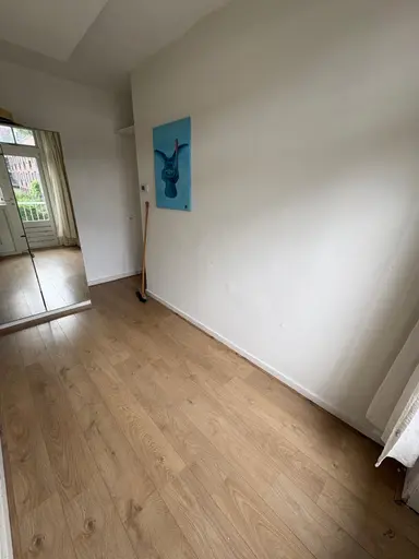 11m2 room to rent for 820€/month in Van Hallstraat, Amsterdam