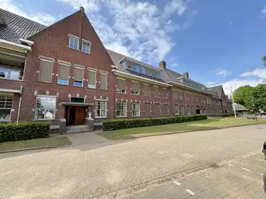 103m2 apartment to rent for 1125.92€/month in Lidwinahof 90, Schijndel