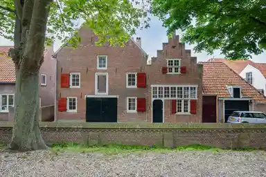 207m2 house to rent for 2100€/month in Putterstraat 2, Heusden