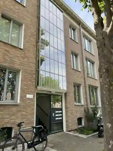 55m2 Appartement te huur voor 932.93€/maand in Moerweg 107, The Hague