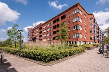 77m2 apartment to rent for 1717€/month in Eosstraat 386, Amsterdam