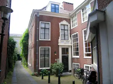 95m2 Appartement à louer pour 2250€/mois à Noordeinde 84, The Hague