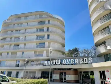 118m2 apartment to rent for 2615€/month in Burgemeester van Lennepweg 97, Heemstede