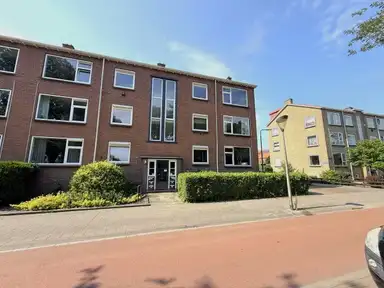 m2 Flat zur Miete für 995€/Monat in Julianalaan, Leeuwarden