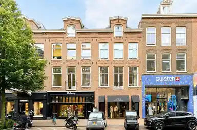 68m2 Appartement à louer pour 3000€/mois à Pieter Cornelisz. Hooftstraat 44, Amsterdam