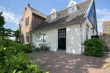 92μ² μονοκατοικία προς ενοικίαση για 1350€/μήνα σε Dorpsstraat, Scherpenzeel