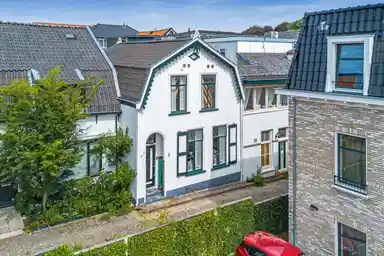 116m2 maison à louer pour 2495€/mois à Nieuw Baarnstraat, Baarn