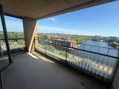 89m2 Appartamento in affitto per 3250€/mese a Saskia van Uijlenburgkade, Amsterdam