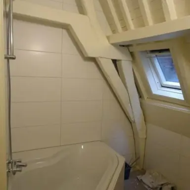 101m2 apartment to rent for 2950€/month in Hogewoerd, Leiden