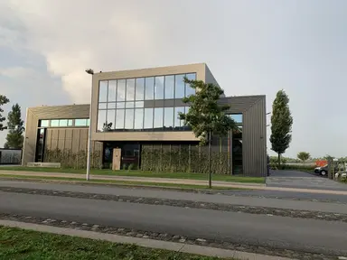 175m2 room to rent for 2950€/month in De Heldinnenlaan, Utrecht
