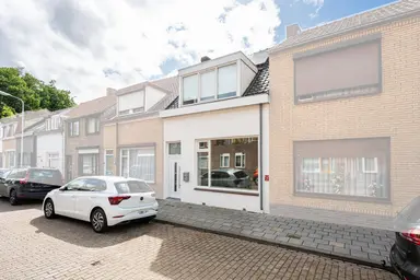 109m2 house to rent for 1450€/month in Kloosterlaan 15, Sas van Gent