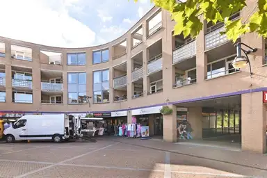 86m2 Appartement à louer pour 1036€/mois à Jean Monnetring, Vlaardingen