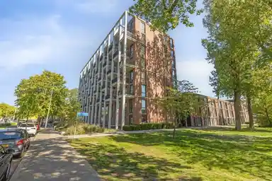 64m2 Appartement à louer pour 1675€/mois à Wilgenplaslaan, Rotterdam