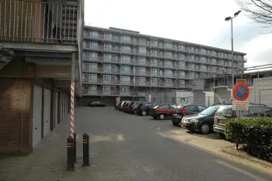 85m2 flat to rent for 713.02€/month in Oranjeplein 3, Weert