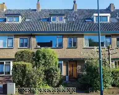 m2 huis te huur voor 2475€/maand in Toorenveltstraat 14, Oegstgeest