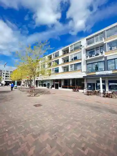 89m2 Appartamento in affitto per 1125€/mese a Stationsplein, Hengelo