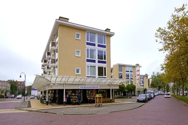 68m2 Appartement à louer pour 1395€/mois à Koningin Julianalaan 368, Voorburg