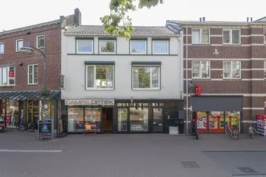 190m2 apartment to rent for 1875€/month in Sint Lambertusplein, Horst
