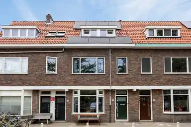 146m2 maison à louer pour 3750€/mois à Minervaplein, Utrecht