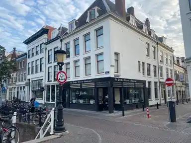45m2 Appartement à louer pour 1422€/mois à Oudegracht 50, Utrecht