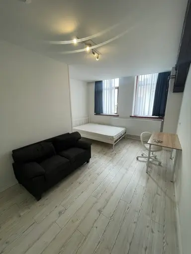 17m2 Camera in affitto per 625€/mese a Willemstraat, Heerlen