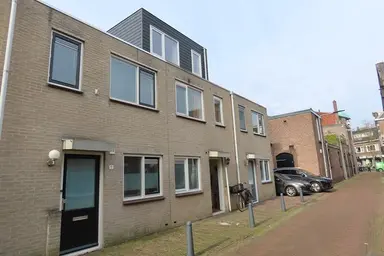 120m2 maison à louer pour 2500€/mois à Kolenstraat, Hilversum