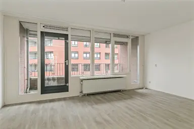 107m2 apartment to rent for 1505€/month in Clermontlunet 29B, Maastricht