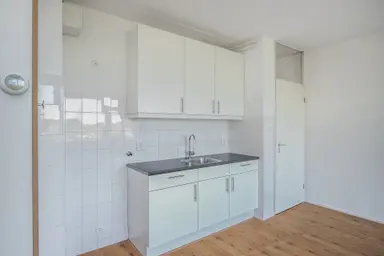 43m2 apartment to rent for 844€/month in Jan Evertsenlaan 17, Voorschoten