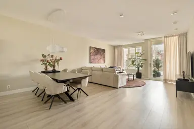 99m2 flat to rent for 3985€/month in Gustav Mahlerlaan 533E, Amsterdam