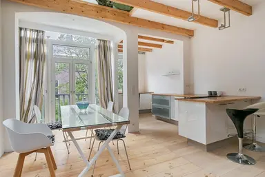 125m2 Appartement te huur voor 3650€/maand in Van Ostadestraat, Amsterdam