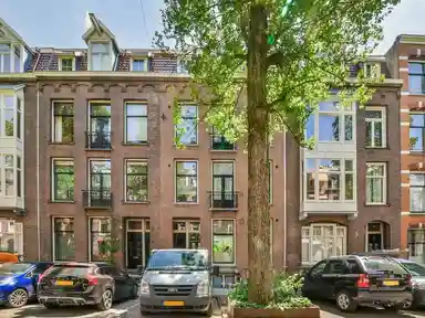 134m2 Appartement te huur voor 5000€/maand in Johannes Verhulststraat, Amsterdam
