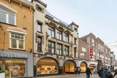 125m2 Appartement à louer pour 2450€/mois à Bakkerstraat 18, Utrecht