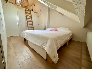 40m2 Wohnung zur Miete für 1000€/Monat in De Genestetlaan, The Hague