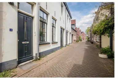 155m2 Appartamento in affitto per 2000€/mese a Melatensteeg 5, Zutphen