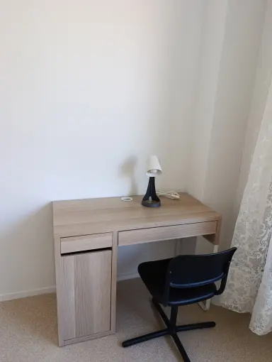 130m2 room to rent for 1000€/month in Wilsonstraat, Hoofddorp
